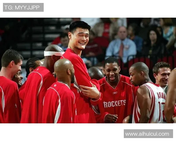 姚明篮筐战术解析：如何运用身高优势提升球队进攻效率