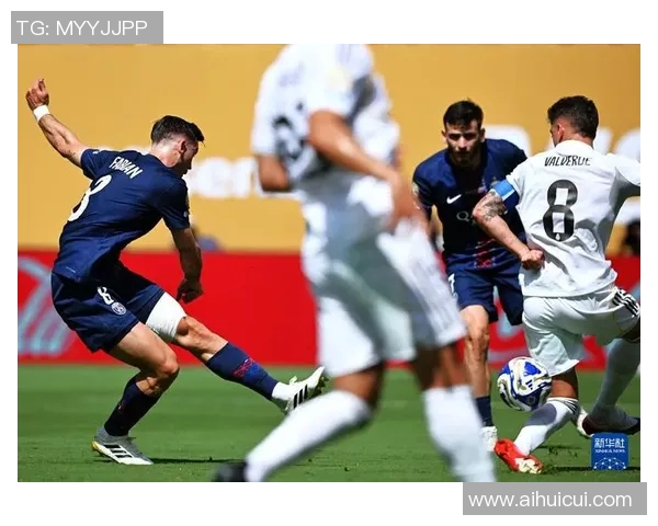 世界杯精彩对决那不勒斯与巴黎圣日耳曼战成平局帽子戏法点燃全场激情