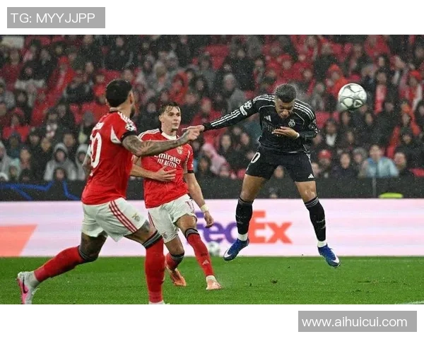 欧冠激战:那不勒斯与本菲卡战成平局精彩瞬间回顾 欧冠激战:那不勒斯与本菲卡战成平局精彩瞬间回顾